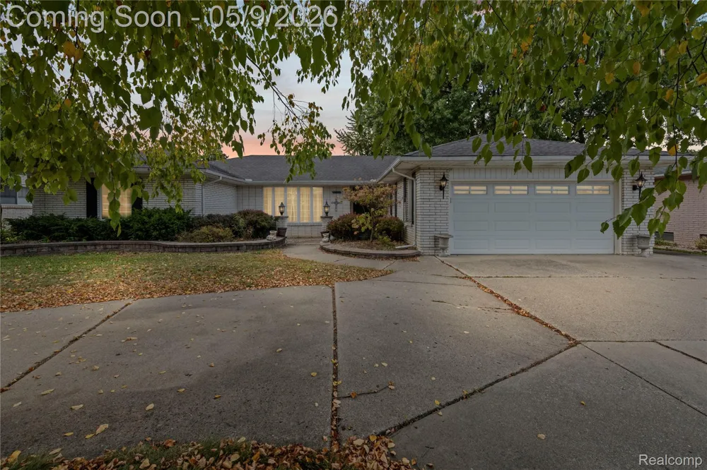 38219 Santa Anna Street Clinton Charter Township, MI 48036