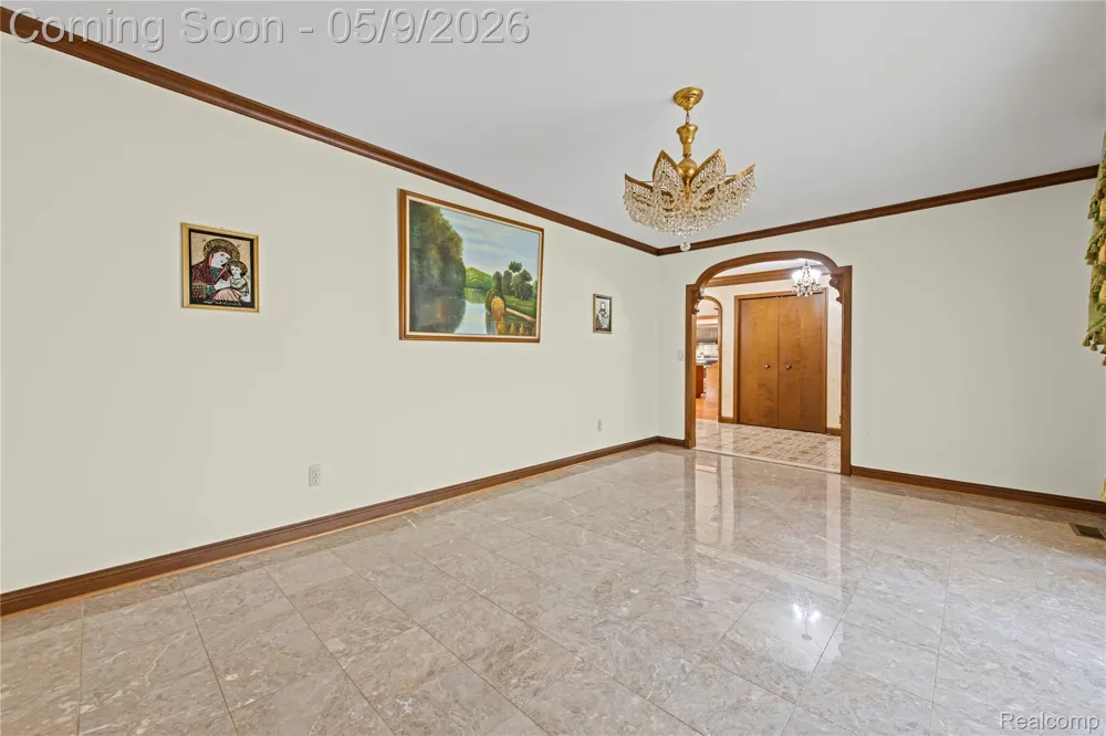 38219 Santa Anna Street Clinton Charter Township, MI 48036