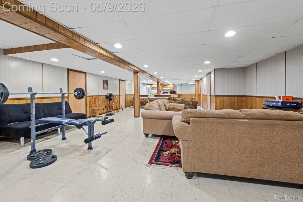 38219 Santa Anna Street Clinton Charter Township, MI 48036