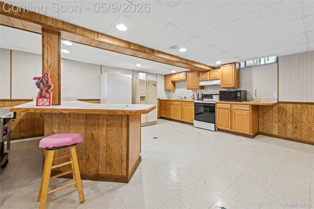 38219 Santa Anna Street Clinton Charter Township, MI 48036
