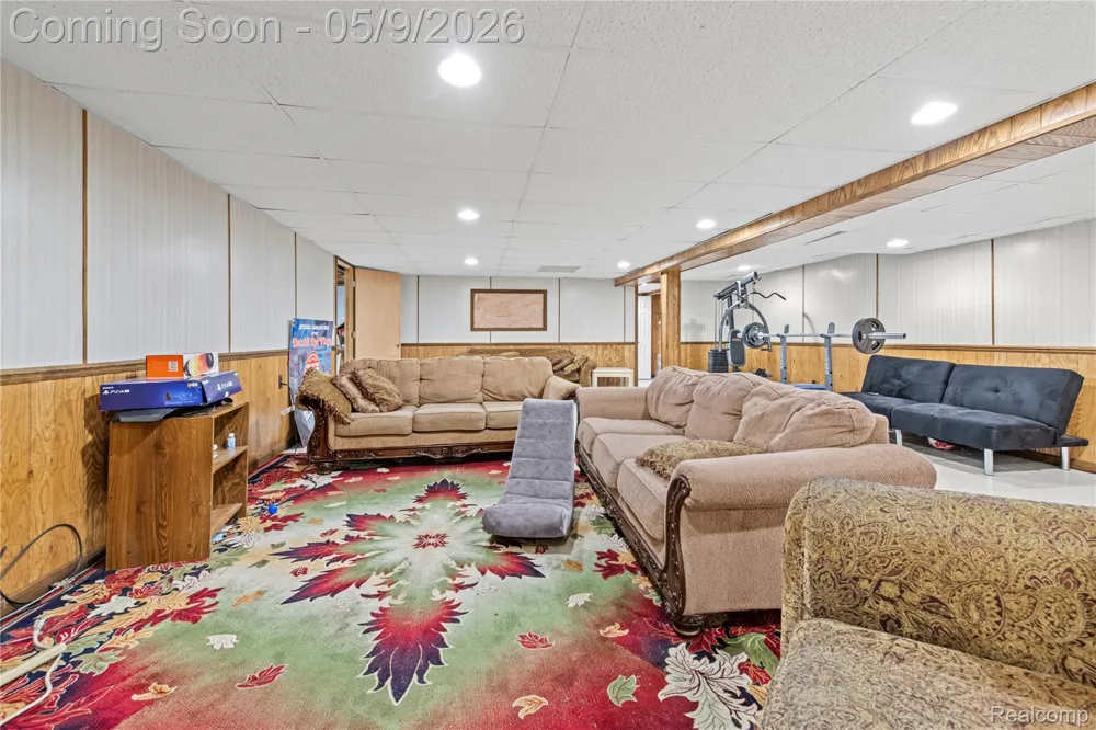 38219 Santa Anna Street Clinton Charter Township, MI 48036