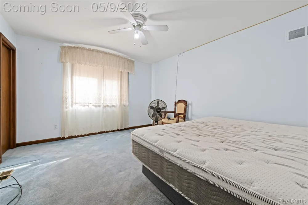 38219 Santa Anna Street Clinton Charter Township, MI 48036