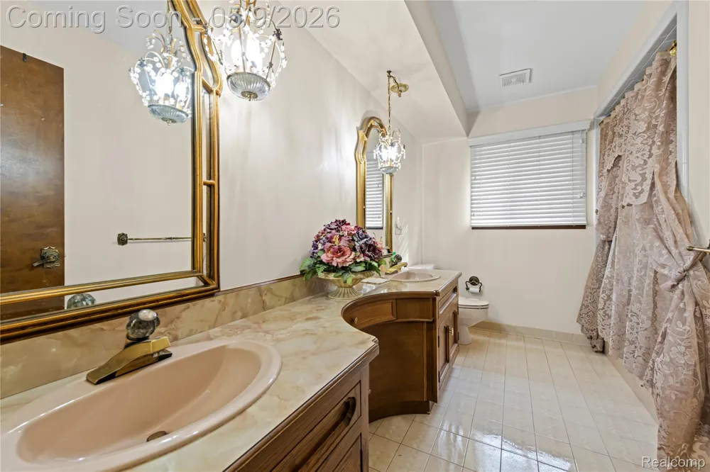 38219 Santa Anna Street Clinton Charter Township, MI 48036