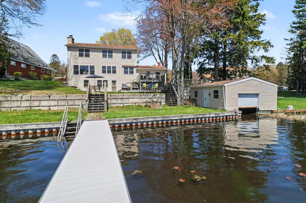 6875 W Illinois Street Hamlin Township, MI 49431