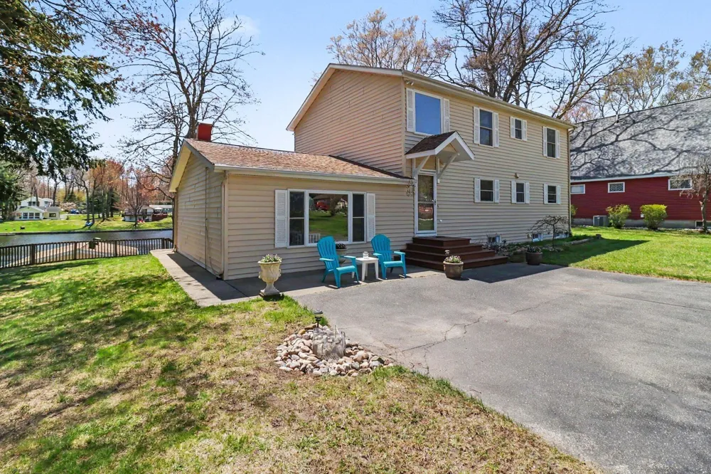 6875 W Illinois Street Hamlin Township, MI 49431