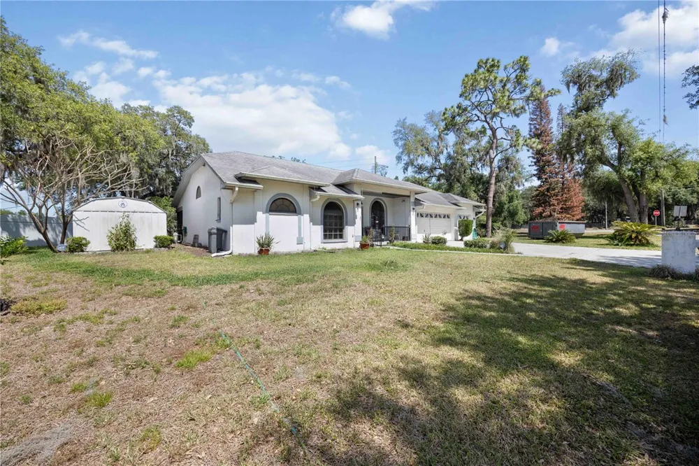 5235 POST LANE Lakeland, FL 33809
