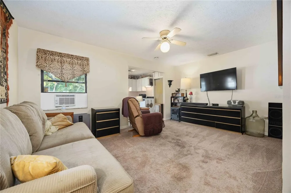 5235 POST LANE Lakeland, FL 33809