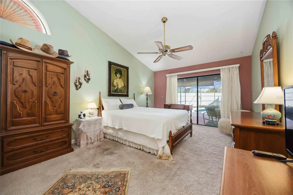5235 POST LANE Lakeland, FL 33809