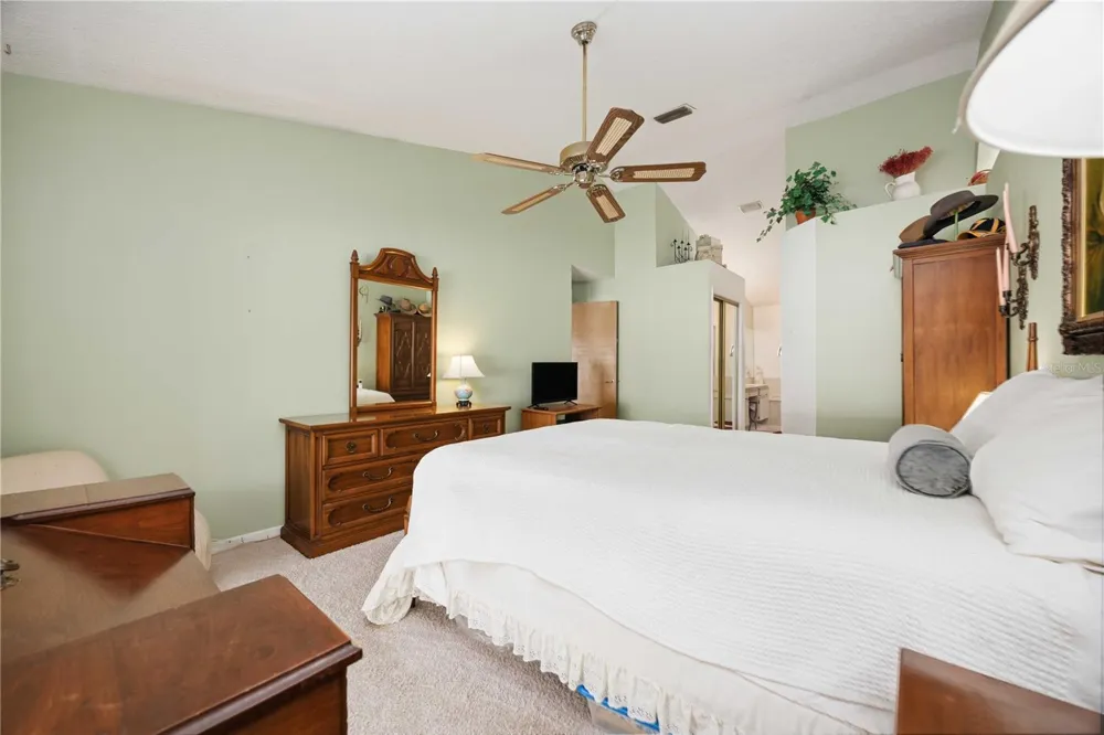 5235 POST LANE Lakeland, FL 33809