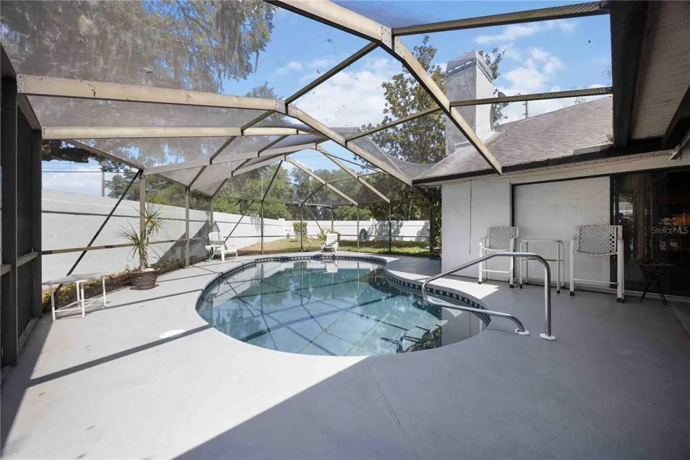 5235 POST LANE Lakeland, FL 33809