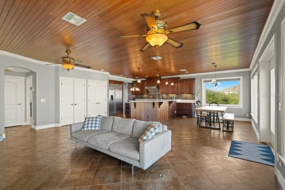 2 MAR AZUL Ponce Inlet, FL 32127