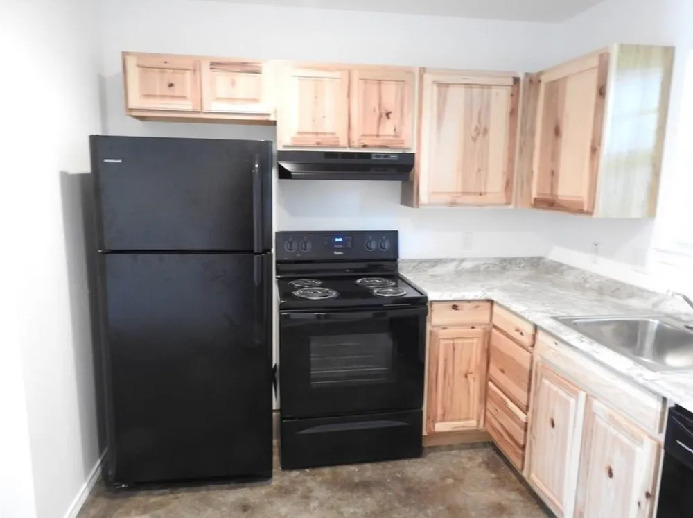704 Seven Oaks Road Bonham, TX 75418
