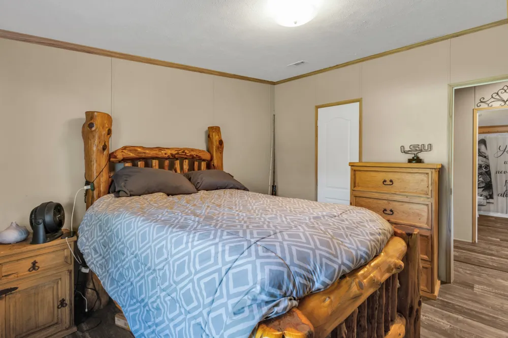 935 Indian Gap Quitman, TX 75783