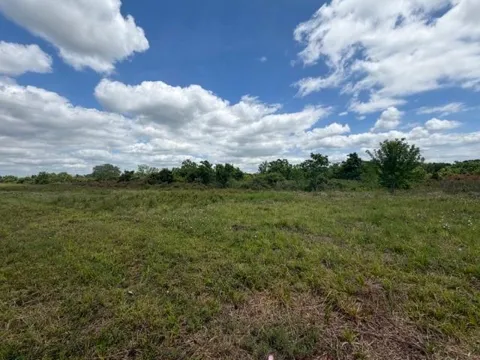 1711 County Road 773