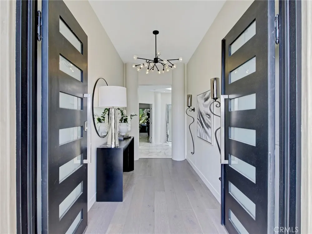 4557 Don Timoteo Drive Los Angeles, CA 90008