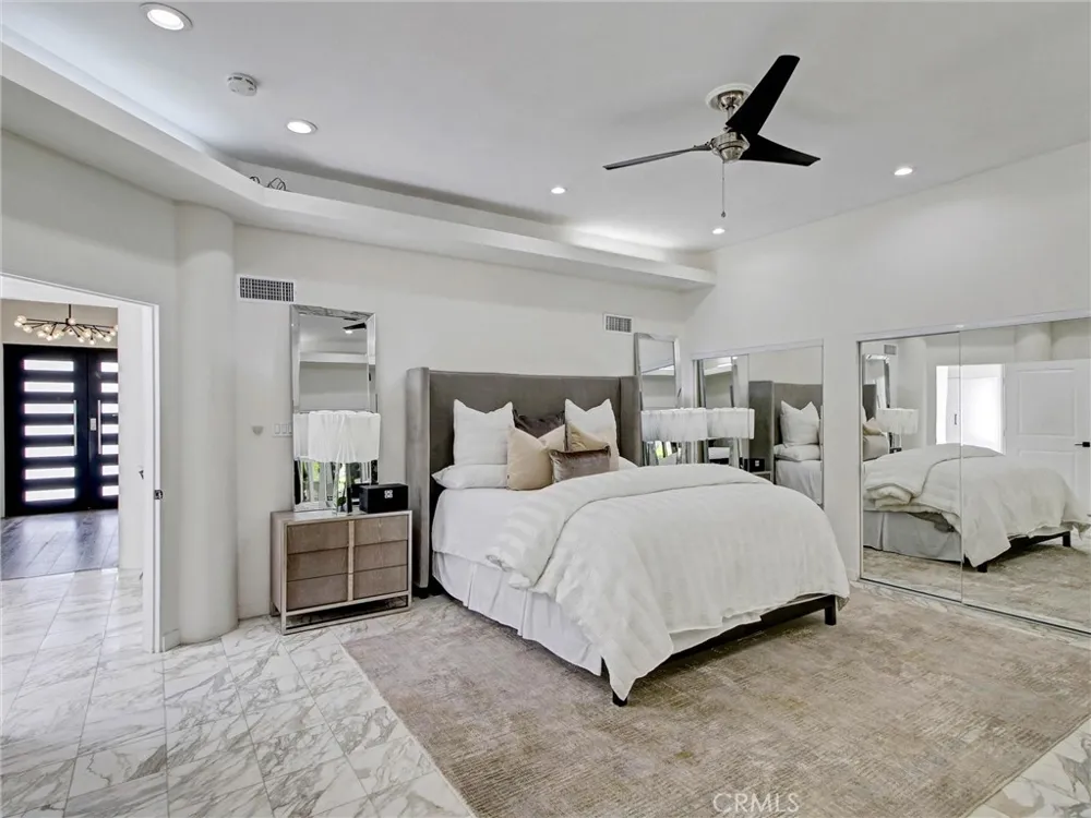 4557 Don Timoteo Drive Los Angeles, CA 90008