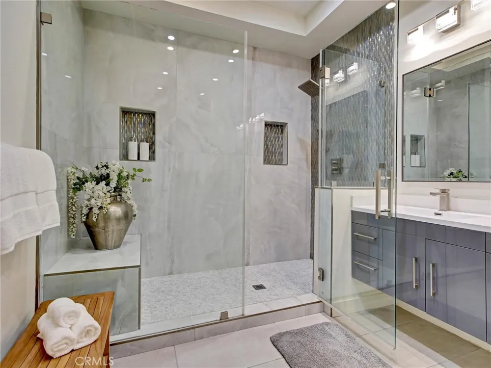 4557 Don Timoteo Drive Los Angeles, CA 90008