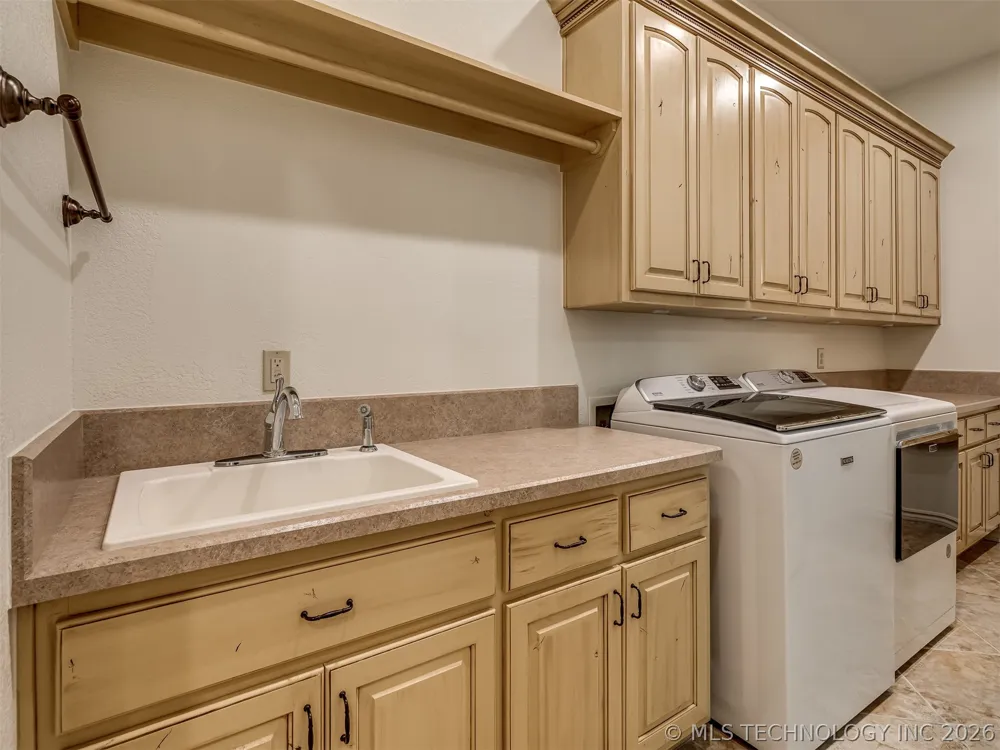 31709 S 600 PLACE Grove, OK 74344