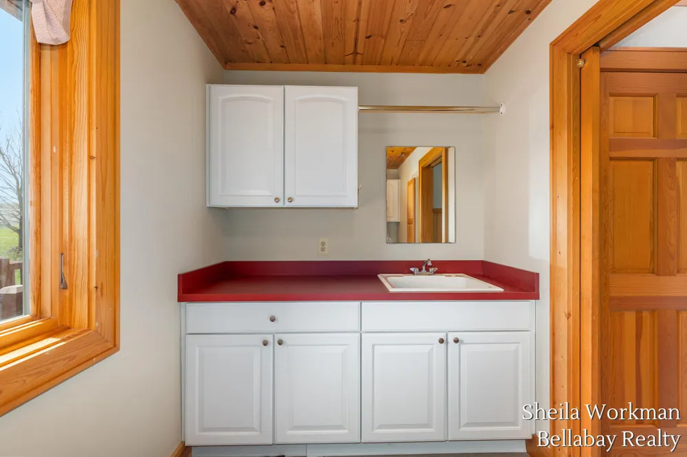 7320 100th Street SE Caledonia Township, MI 49316