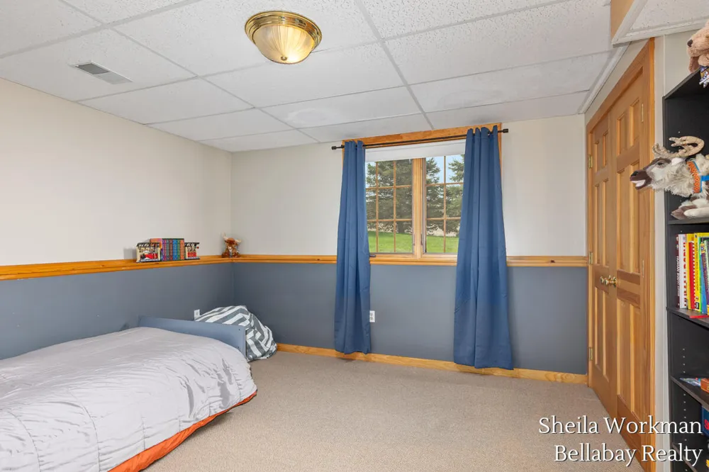 7320 100th Street SE Caledonia Township, MI 49316
