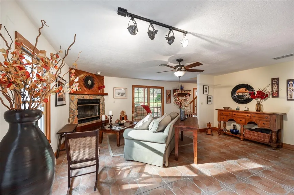 22675 NW 75TH AVENUE ROAD Micanopy, FL 32667