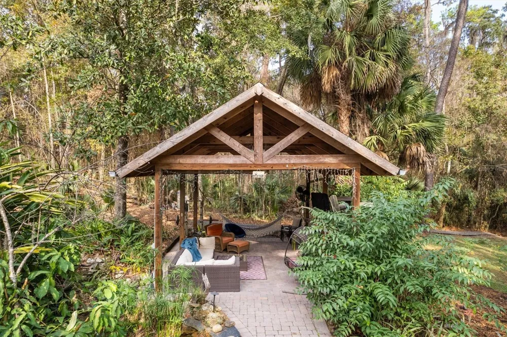 22675 NW 75TH AVENUE ROAD Micanopy, FL 32667
