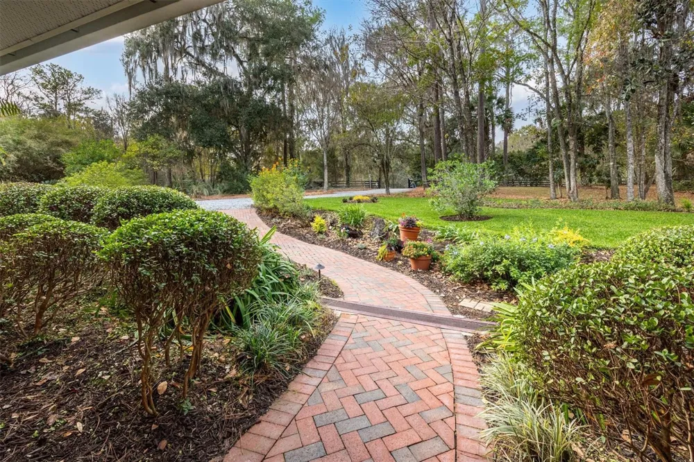 22675 NW 75TH AVENUE ROAD Micanopy, FL 32667