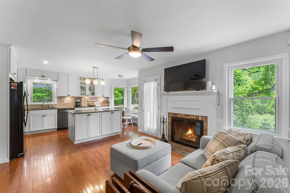 808 Lakey Gap Road Black Mountain, NC 28711