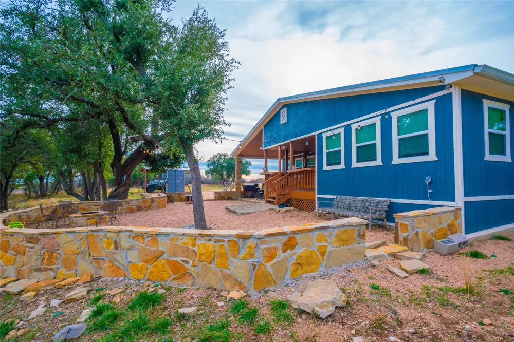 8500 County Road 121 Cross Plains, TX 76801