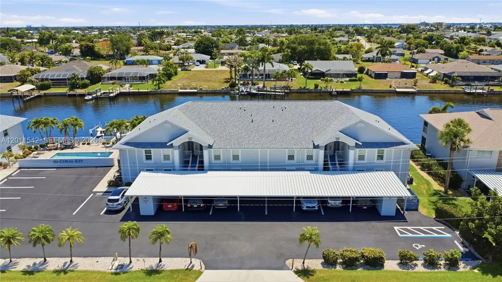 3933 SE 11 Pl #208 Cape Coral, FL 33904