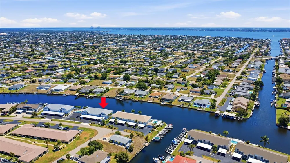 3933 SE 11 Pl #208 Cape Coral, FL 33904