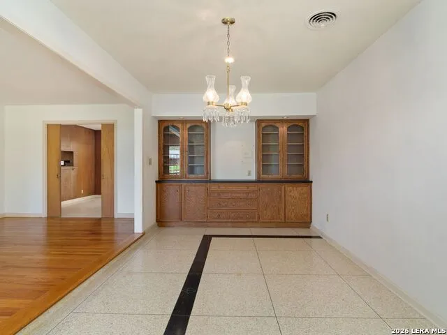 104 Herweck Drive Castle Hills, TX 78213