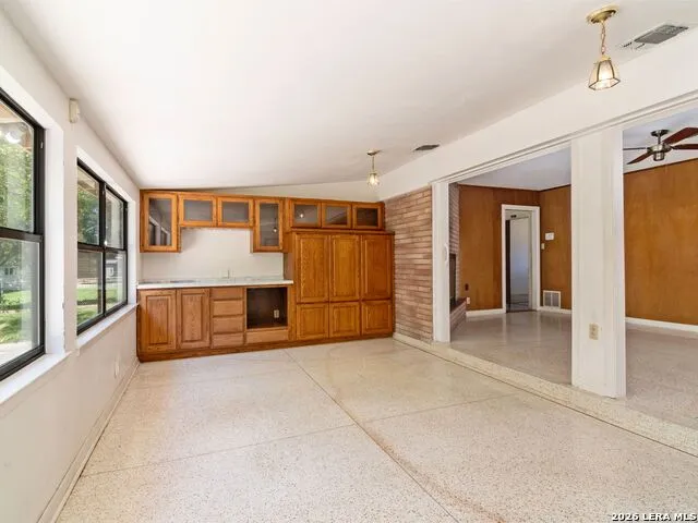 104 Herweck Drive Castle Hills, TX 78213