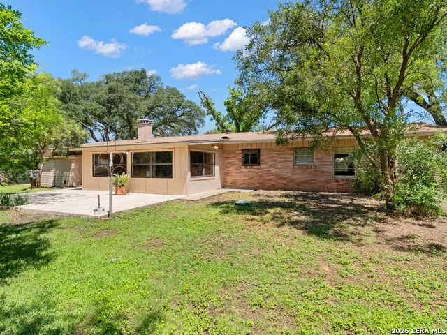 104 Herweck Drive Castle Hills, TX 78213