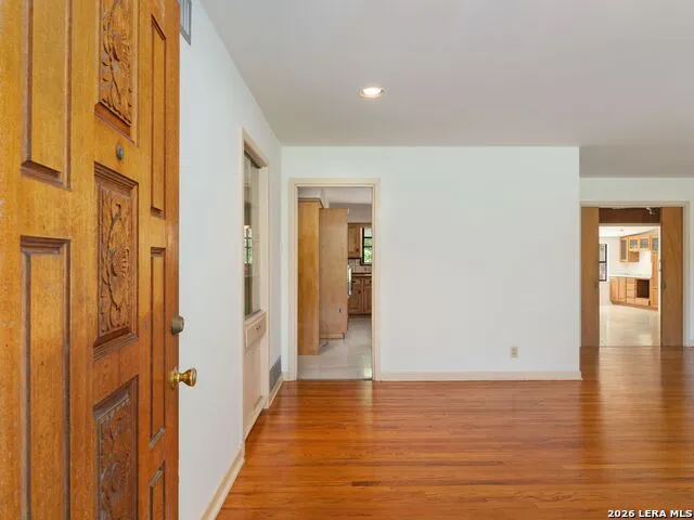 104 Herweck Drive Castle Hills, TX 78213
