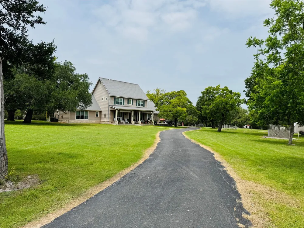 965 Us Hwy 90 Flatonia, TX 78941
