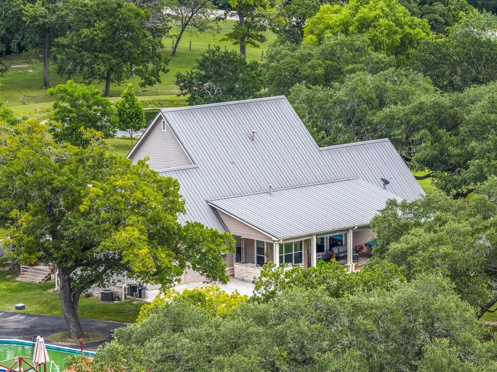 965 Us Hwy 90 Flatonia, TX 78941