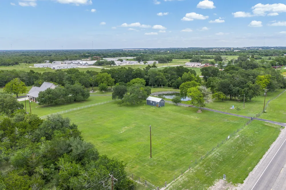965 Us Hwy 90 Flatonia, TX 78941