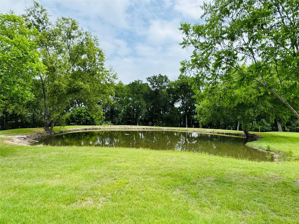 965 Us Hwy 90 Flatonia, TX 78941