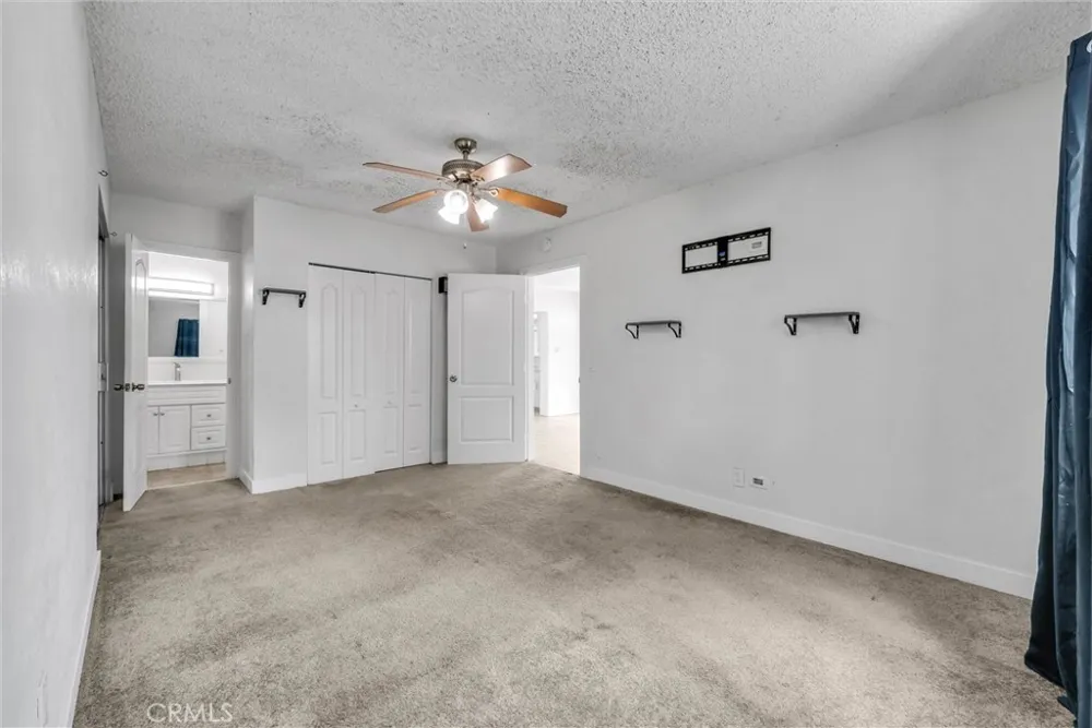 4997 Hollyhock Riverside, CA 92505