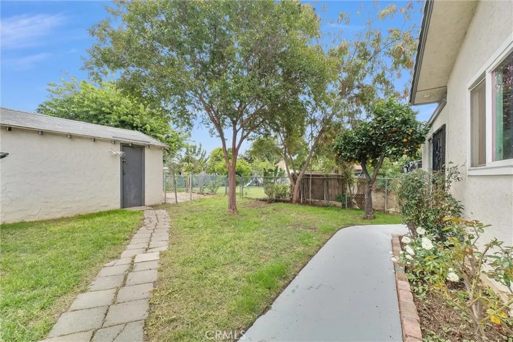 4997 Hollyhock Riverside, CA 92505