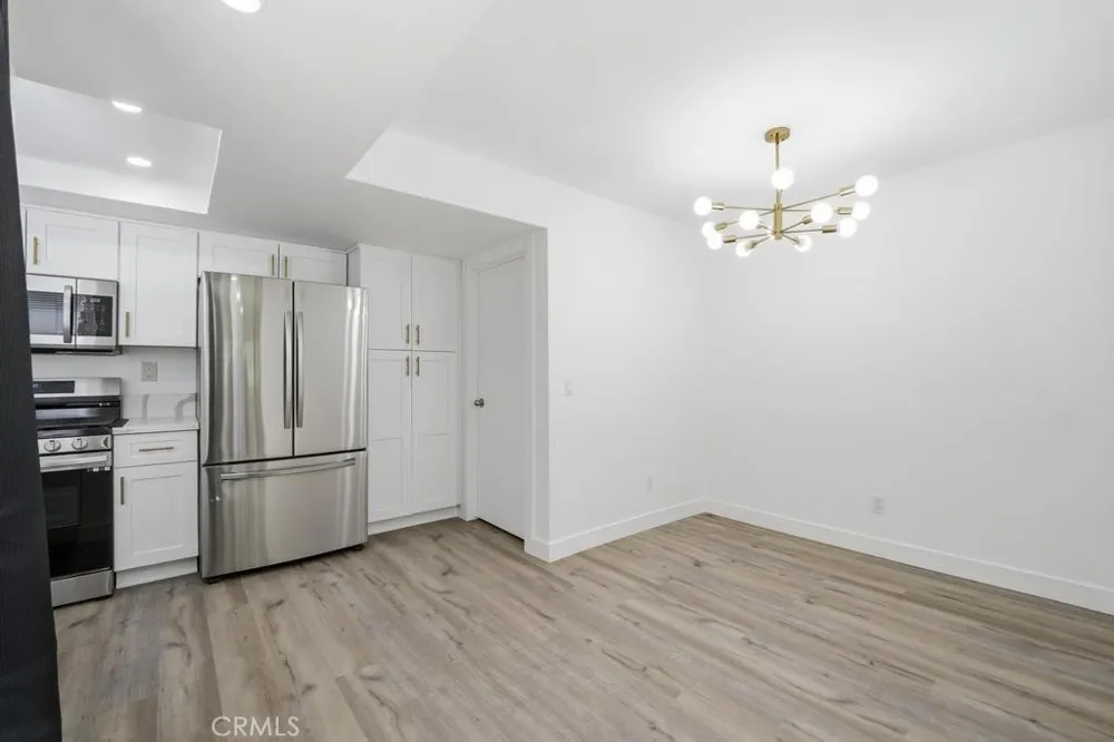 44200 Kingtree #16 Lancaster, CA 93534