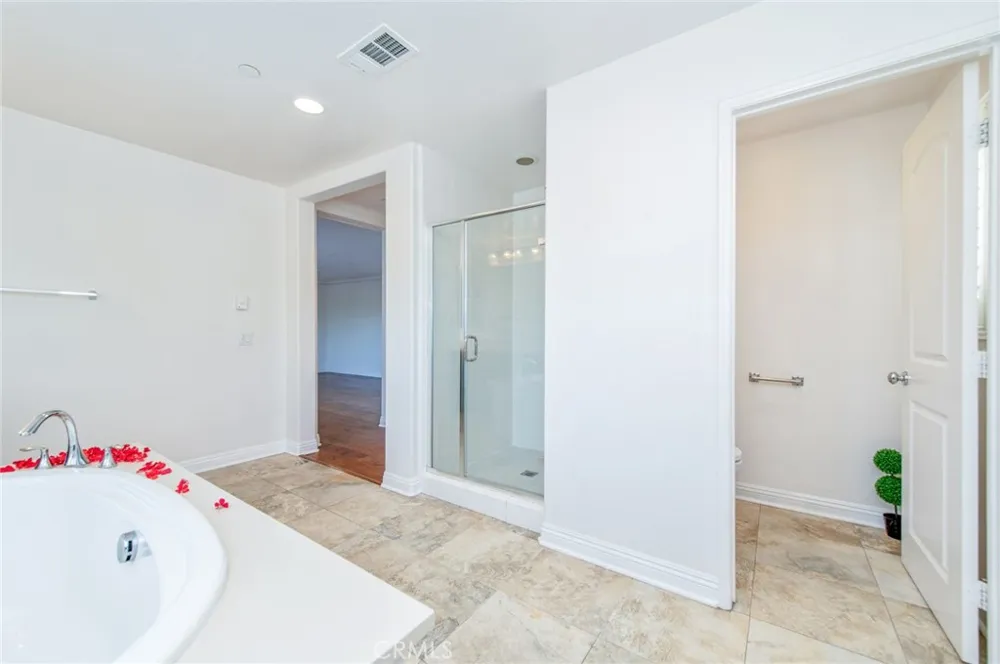 13925 Barnett Eastvale, CA 92880
