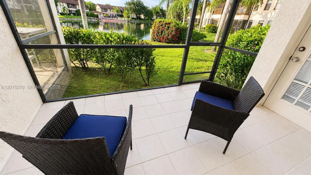 5339 Treetops Drive #5339 Naples, FL 34113