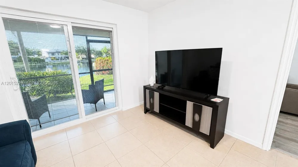 5339 Treetops Drive #5339 Naples, FL 34113