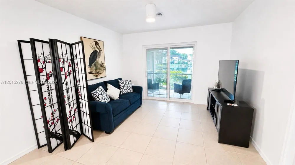 5339 Treetops Drive #5339 Naples, FL 34113