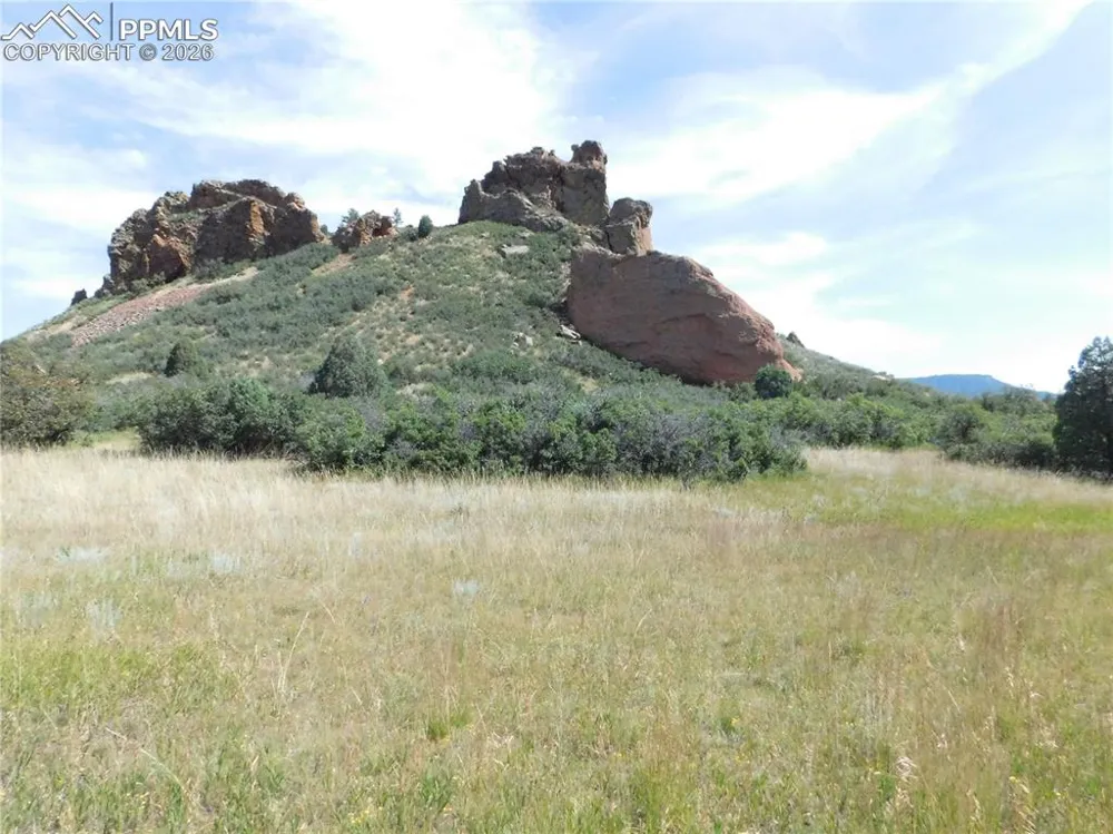 5967 Country Club Drive Larkspur, CO 80118