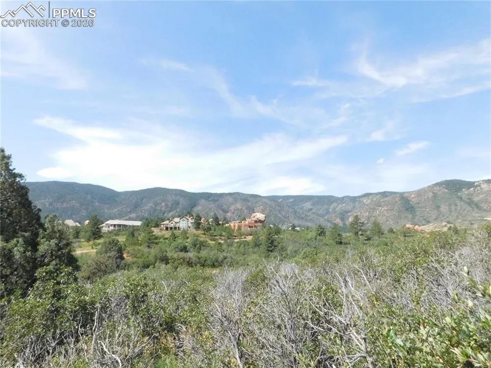 5967 Country Club Drive Larkspur, CO 80118