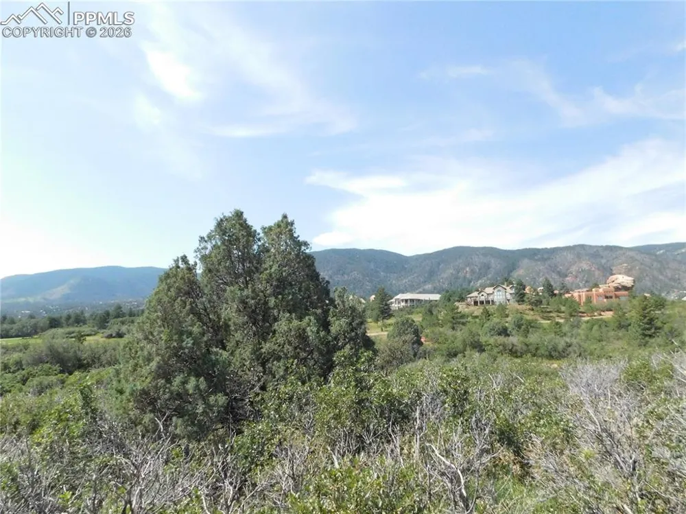 5967 Country Club Drive Larkspur, CO 80118