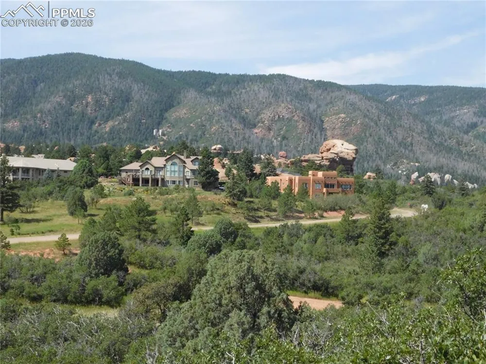 5967 Country Club Drive Larkspur, CO 80118